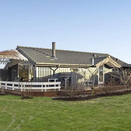 Holiday home Kulben - 450m From The Sea In Funen By Interhome Frorup