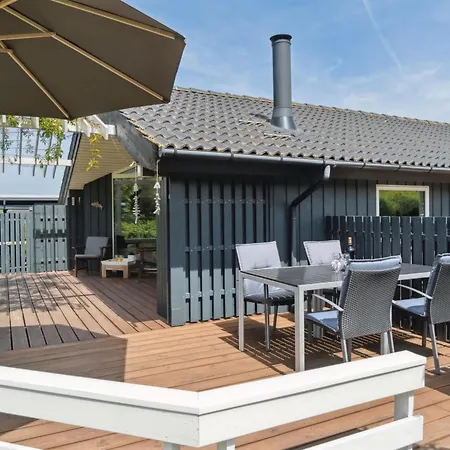 Semesterbostad Kulben - 450m From The Sea By Interhome Frorup
